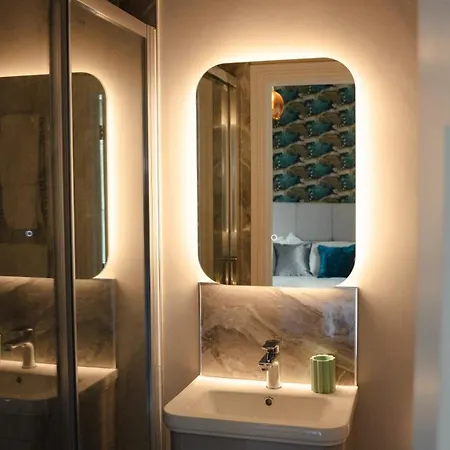 1 Bridge View 度假居 *